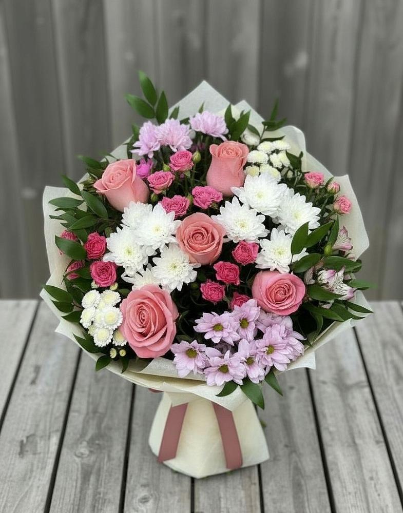 Букет цветов из: Альстромерии, Гвоздики, Розы и Хризантемы в Погорелках