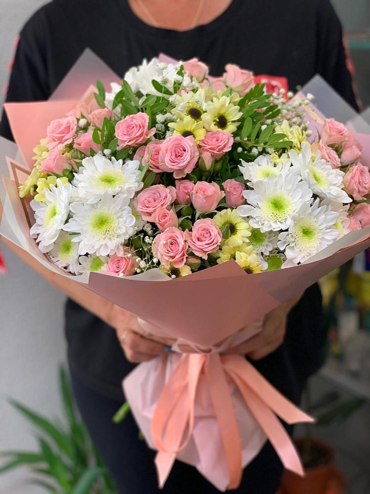 Букет цветов из: Розы и Хризантемы в Погорелках