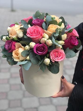 Цветочная композиция из Розы в шляпной коробке в Погорелках