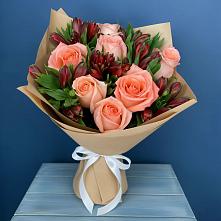 Букет цветов из:  Розы и Альстромерии в Погорелках
