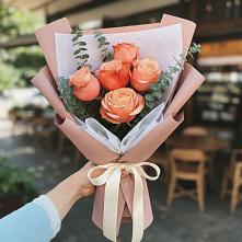 Букет цветов из:  Розы #REPLACE_PRED# Погорелках