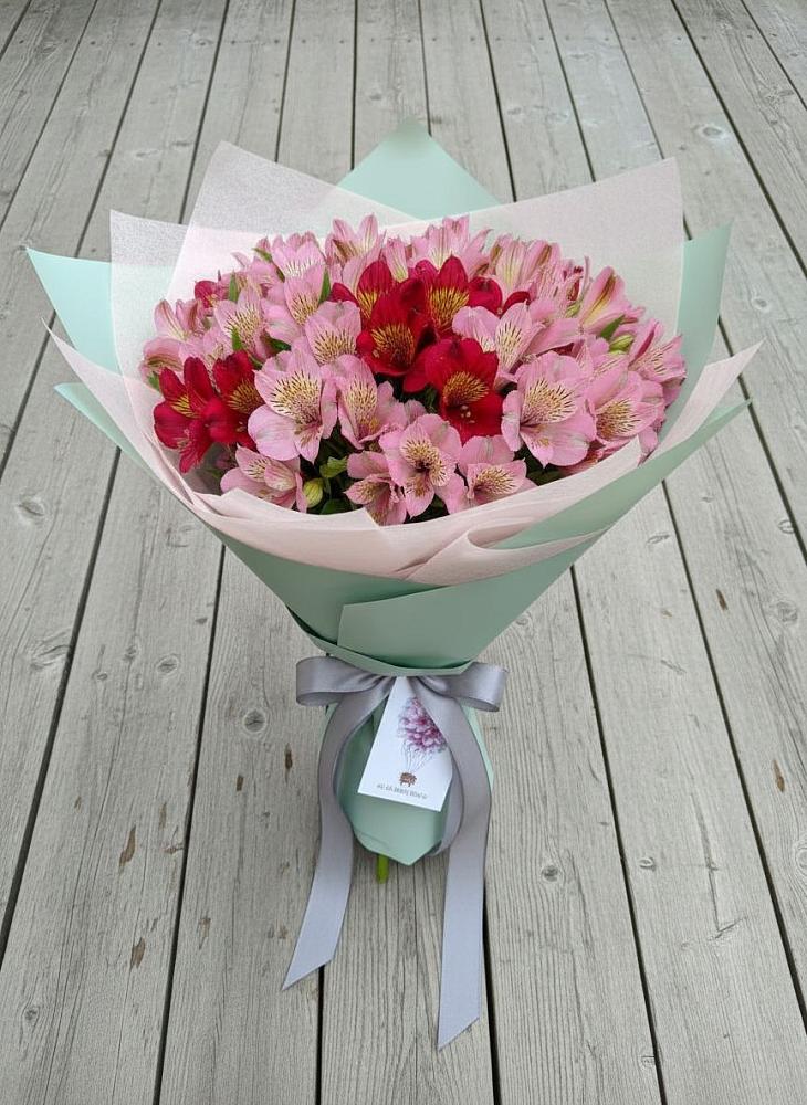 Букет цветов из: Альстромерии в Погорелках