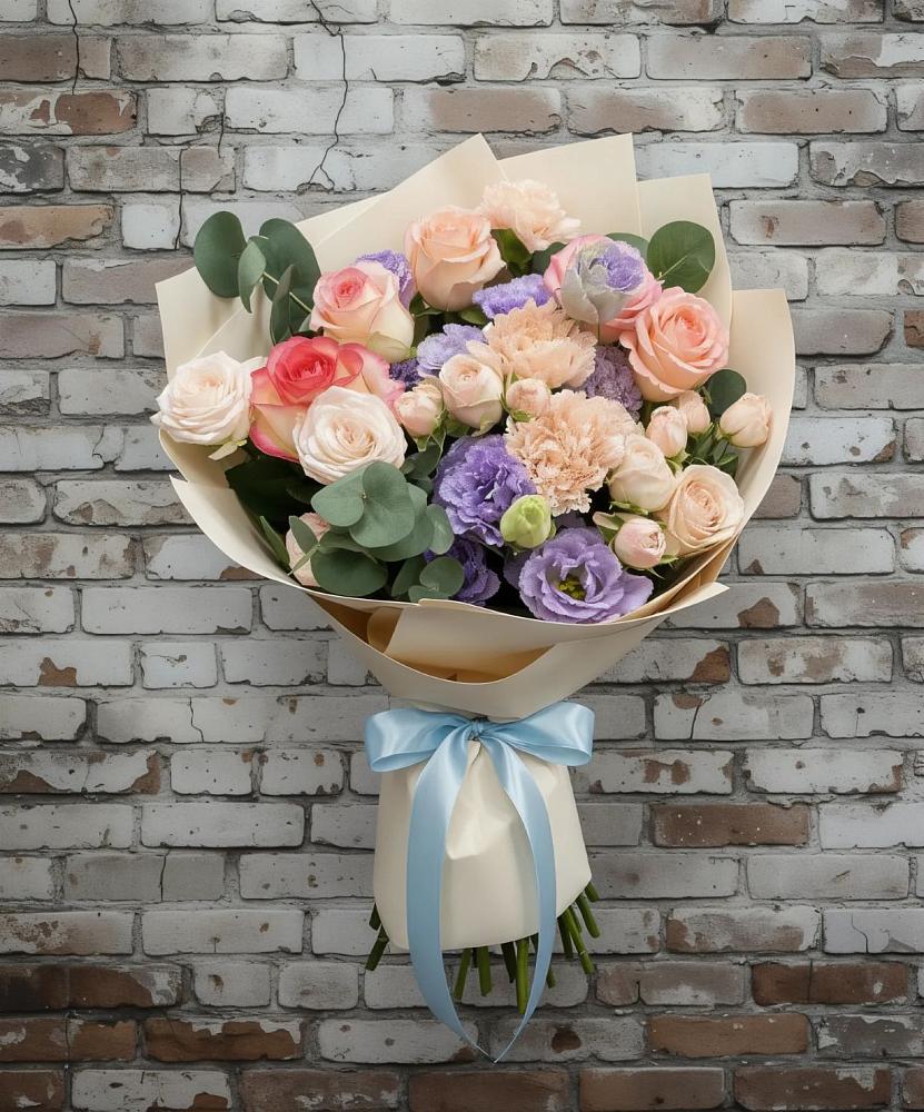 Букет цветов из: Розы, Лизиантусы и Гвоздики в Погорелках