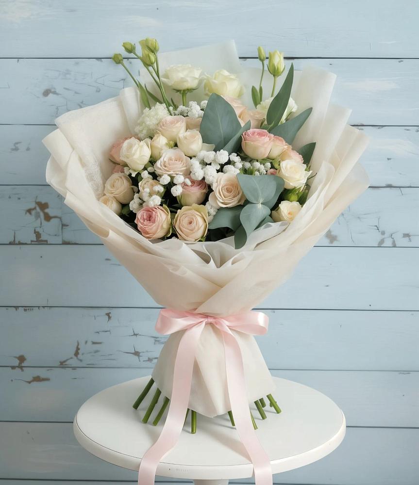 Букет цветов из: Розы и Лизиантусы в Погорелках