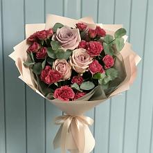 Букет цветов из:  Гвоздики и Розы в Погорелках