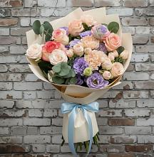 Букет цветов из:  Розы, Лизиантусы и Гвоздики #REPLACE_PRED# Погорелках