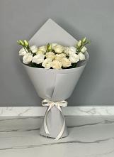 Букет цветов из:  Розы и Лизиантусы в Погорелках